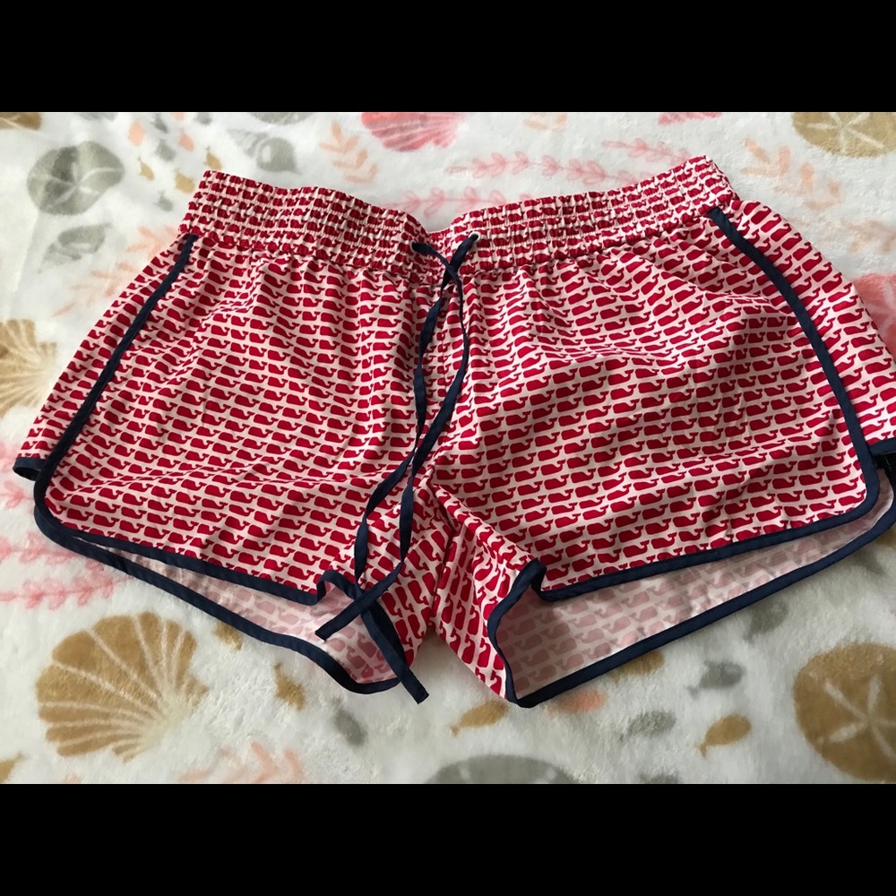 Vineyard vines shorts